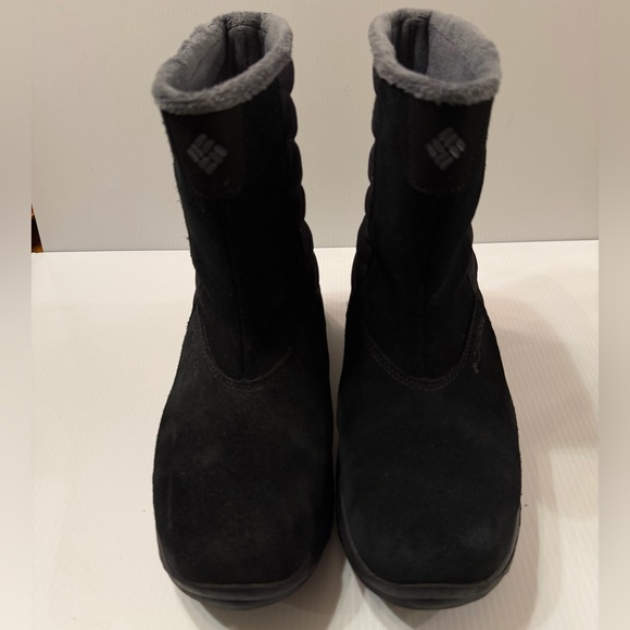 Columbia Women’s Waterproof Black Winter Boots Faux Fur Lined Size 10.5 - Picture 3 of 6